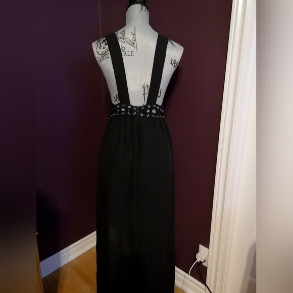 Black Maxi Dress - Picture 2 of 2